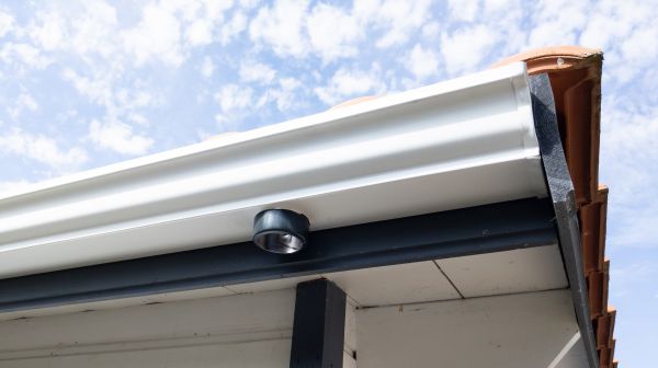 Seamless Gutters Installation in Tyler