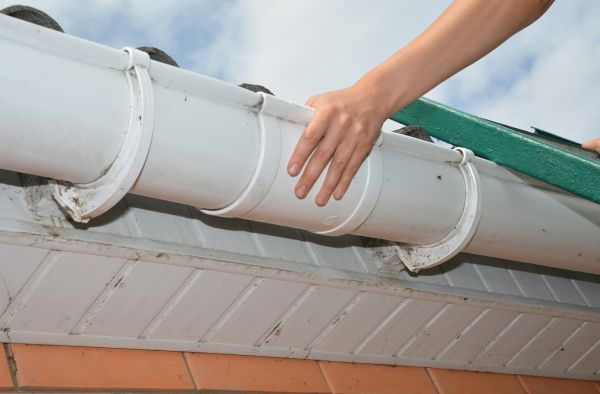 Gutter Reattachment in Tyler