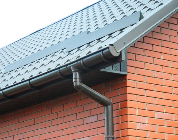 Cost of Roof Downspout Replacement in Tyler
